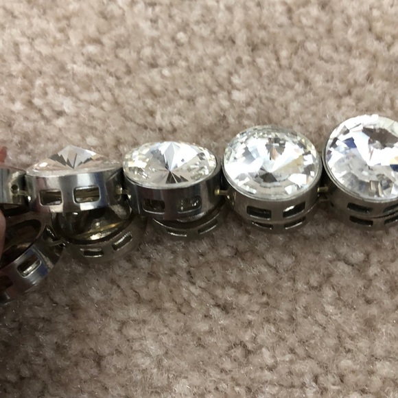 Jeweled chunky bracelet - Picture 3 of 3